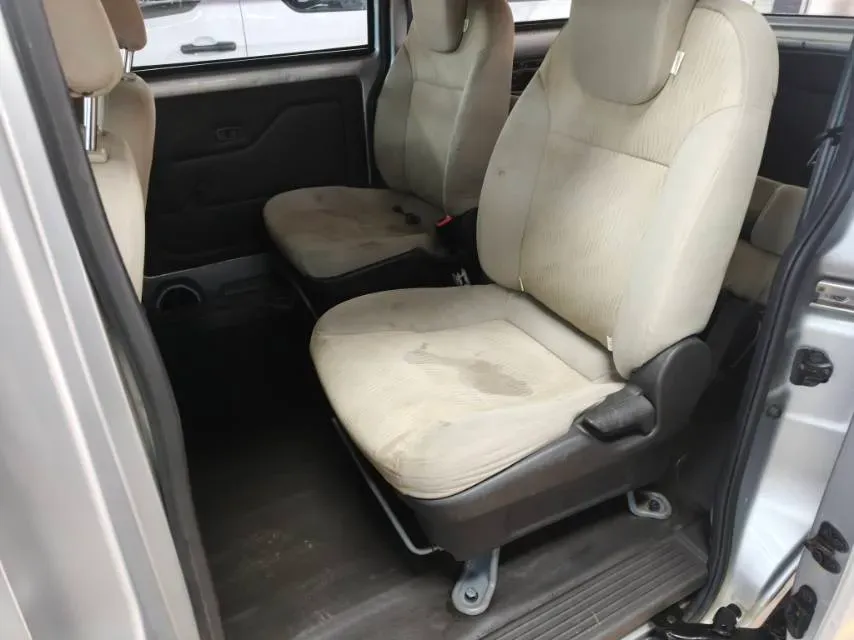 2016 WuLing RongGuang V 1.5L 112HP L4 5MT,autocango,china used car exporter,china ev exporter,chinese used car exporter,chinese used ev exporter