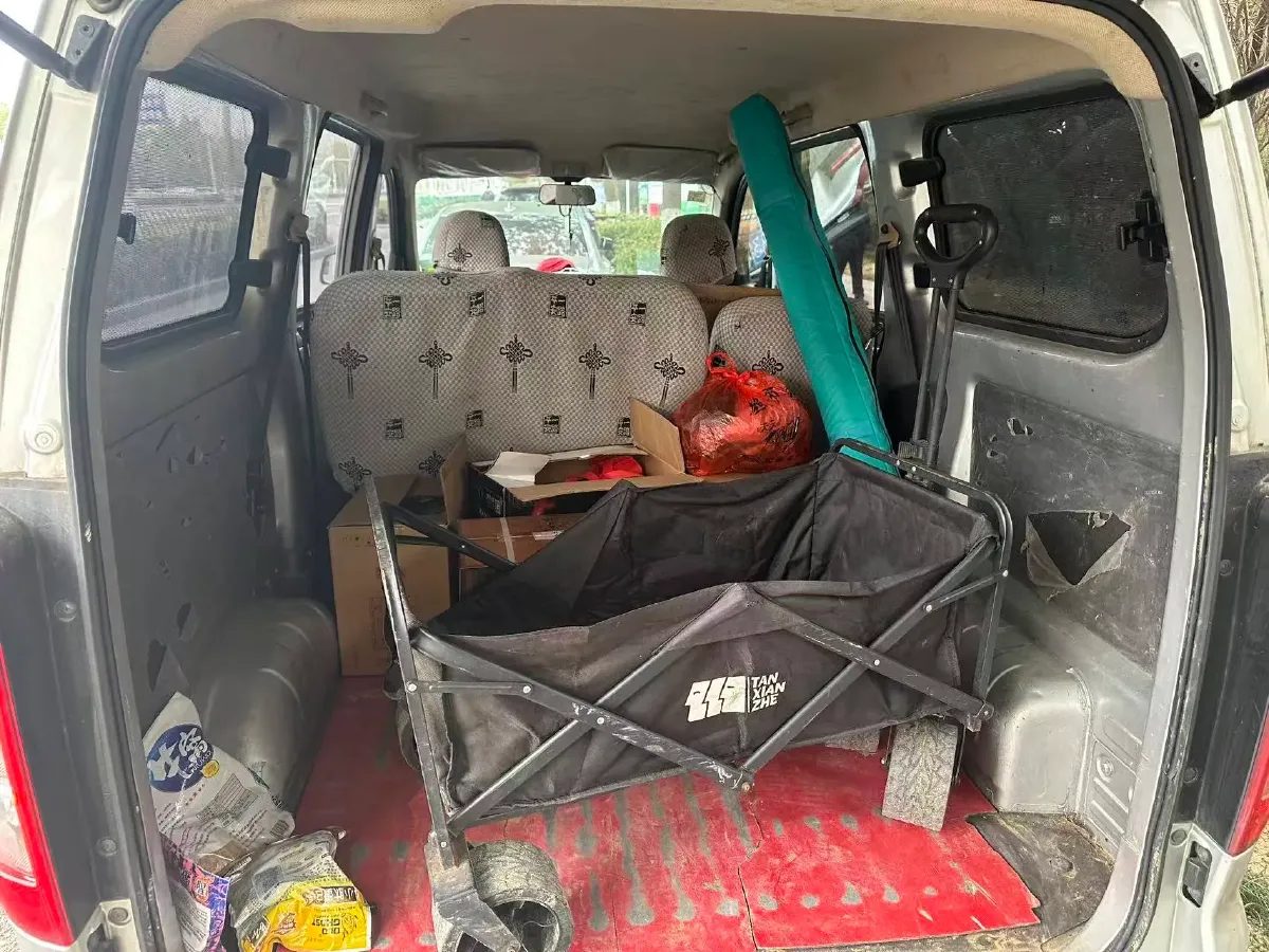 2022 WuLing HongGuang V 1.2L 76HP L4 5MT,autocango,china used car exporter,china ev exporter,chinese used car exporter,chinese used ev exporter