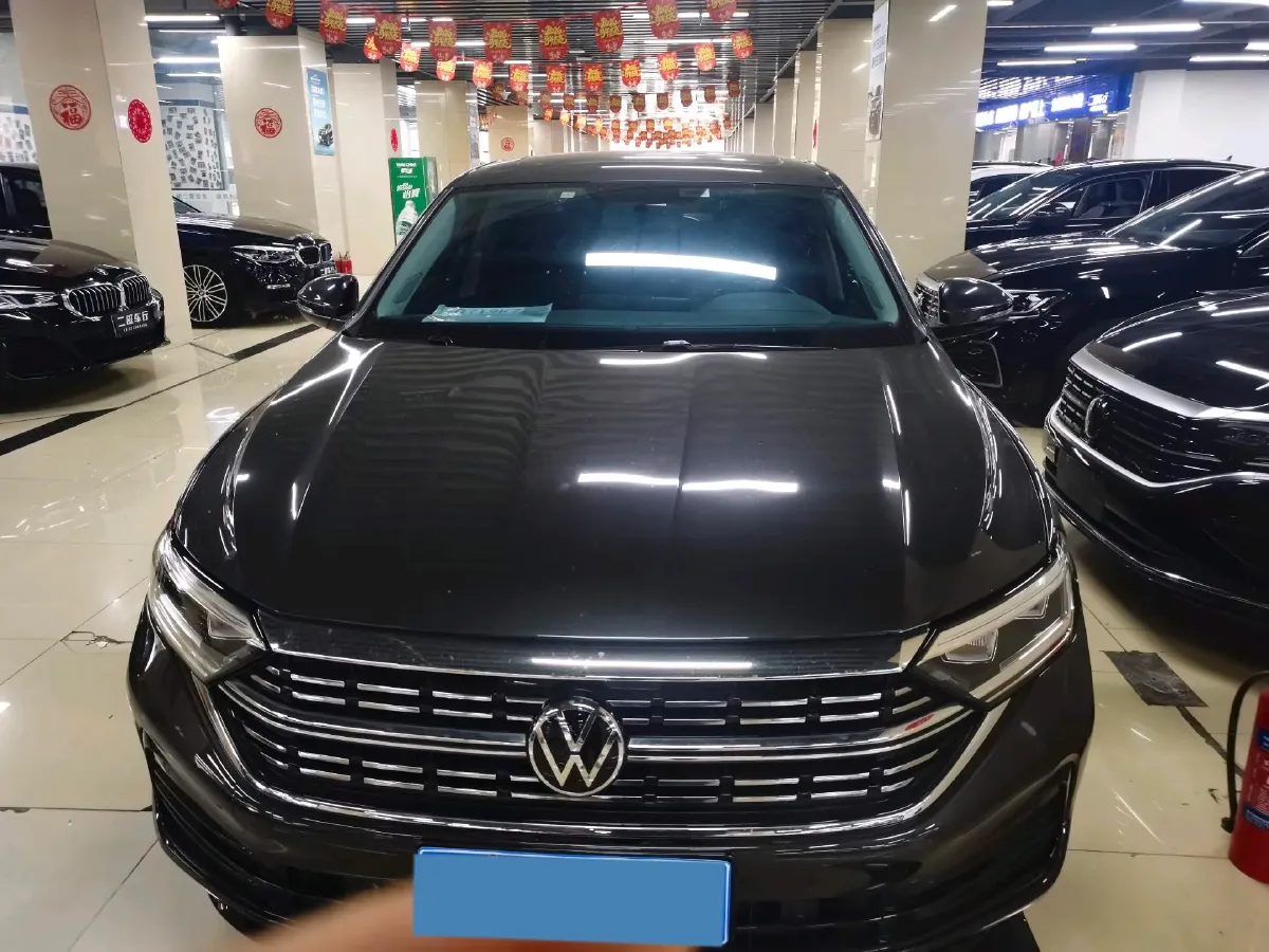 2023 Volkswagen Sagitar 1.4T 150HP L4 7DCT,autocango,china used car exporter,china ev exporter,chinese used car exporter,chinese used ev exporter