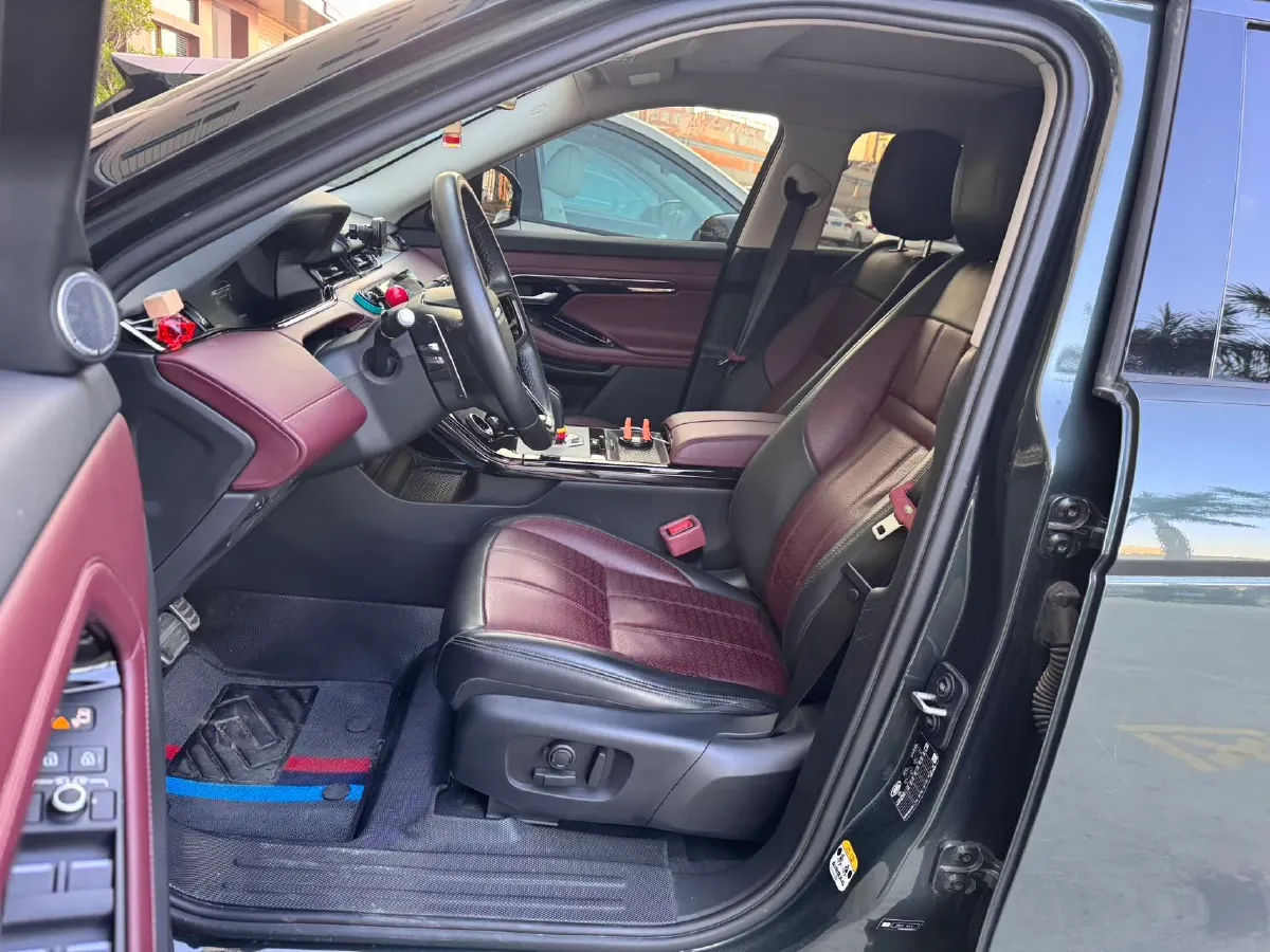 2023 Land Rover Range Rover Evoque 2.0T 249HP L4 9AT,autocango,china used car exporter,china ev exporter,chinese used car exporter,chinese used ev exporter