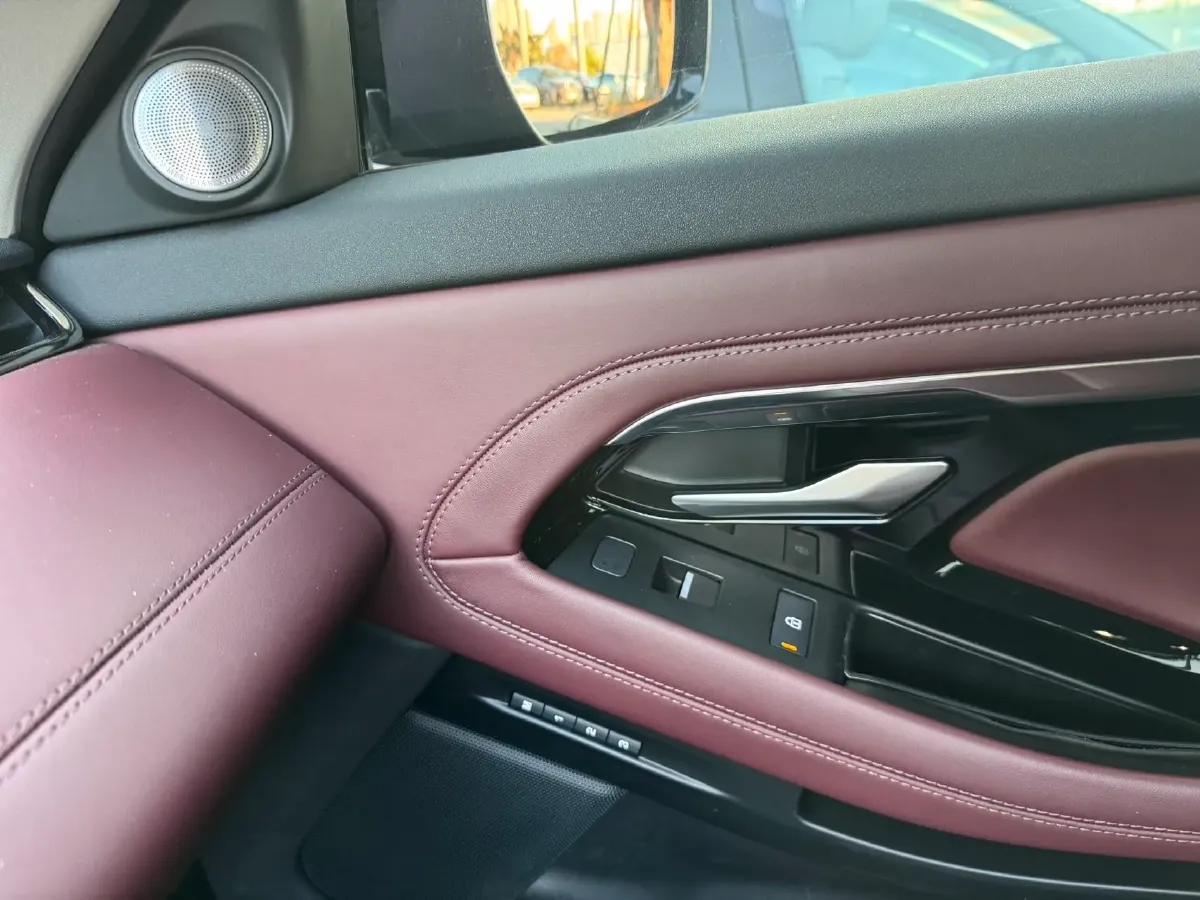 2023 Land Rover Range Rover Evoque 2.0T 249HP L4 9AT,autocango,china used car exporter,china ev exporter,chinese used car exporter,chinese used ev exporter