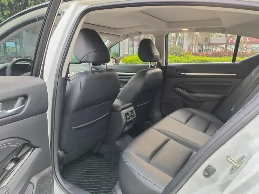 2022 Nissan Teana 2.0L 156HP L4 CVT,autocango,china used car exporter,china ev exporter,chinese used car exporter,chinese used ev exporter