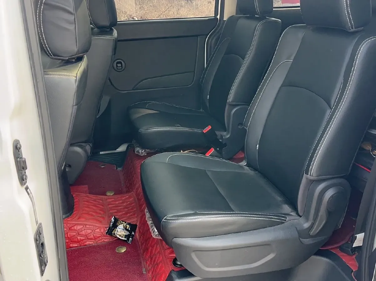 2021 Yema SiPaiKa 1.5L 109HP L4 CVT,autocango,china used car exporter,china ev exporter,chinese used car exporter,chinese used ev exporter