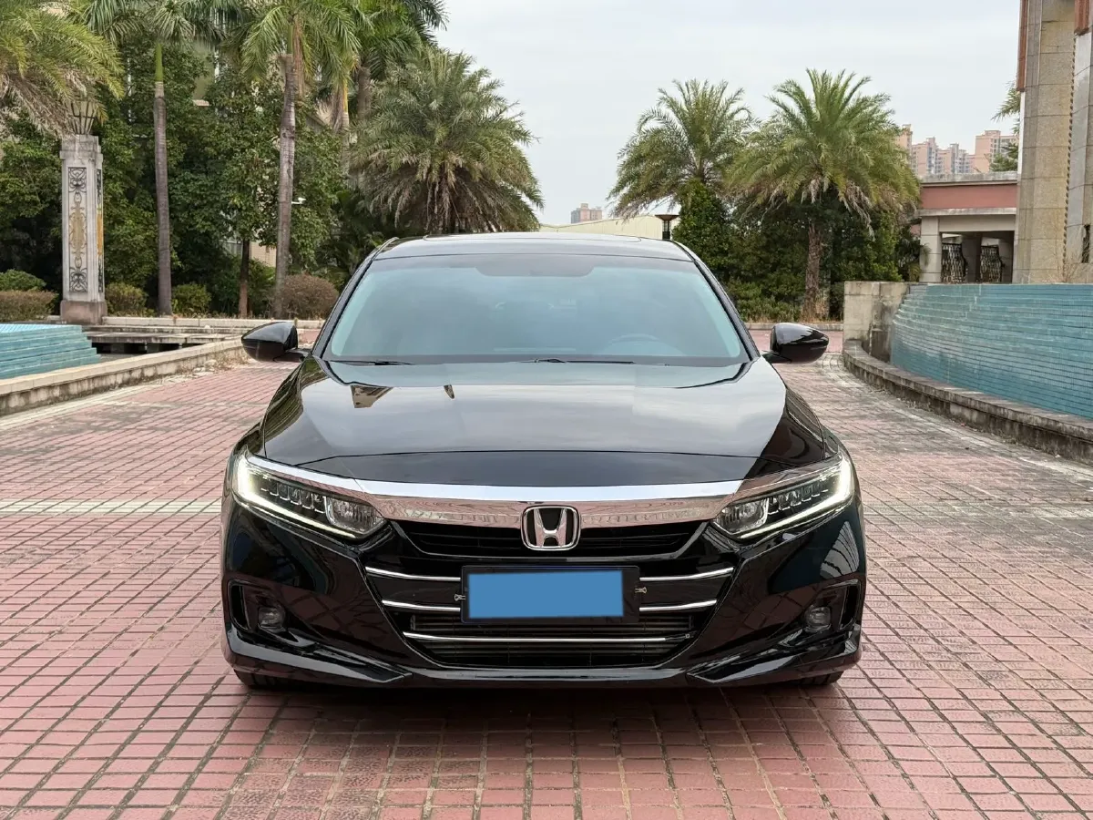 2022 Honda Accord 1.5T 194HP L4 CVT,autocango,china used car exporter,china ev exporter,chinese used car exporter,chinese used ev exporter
