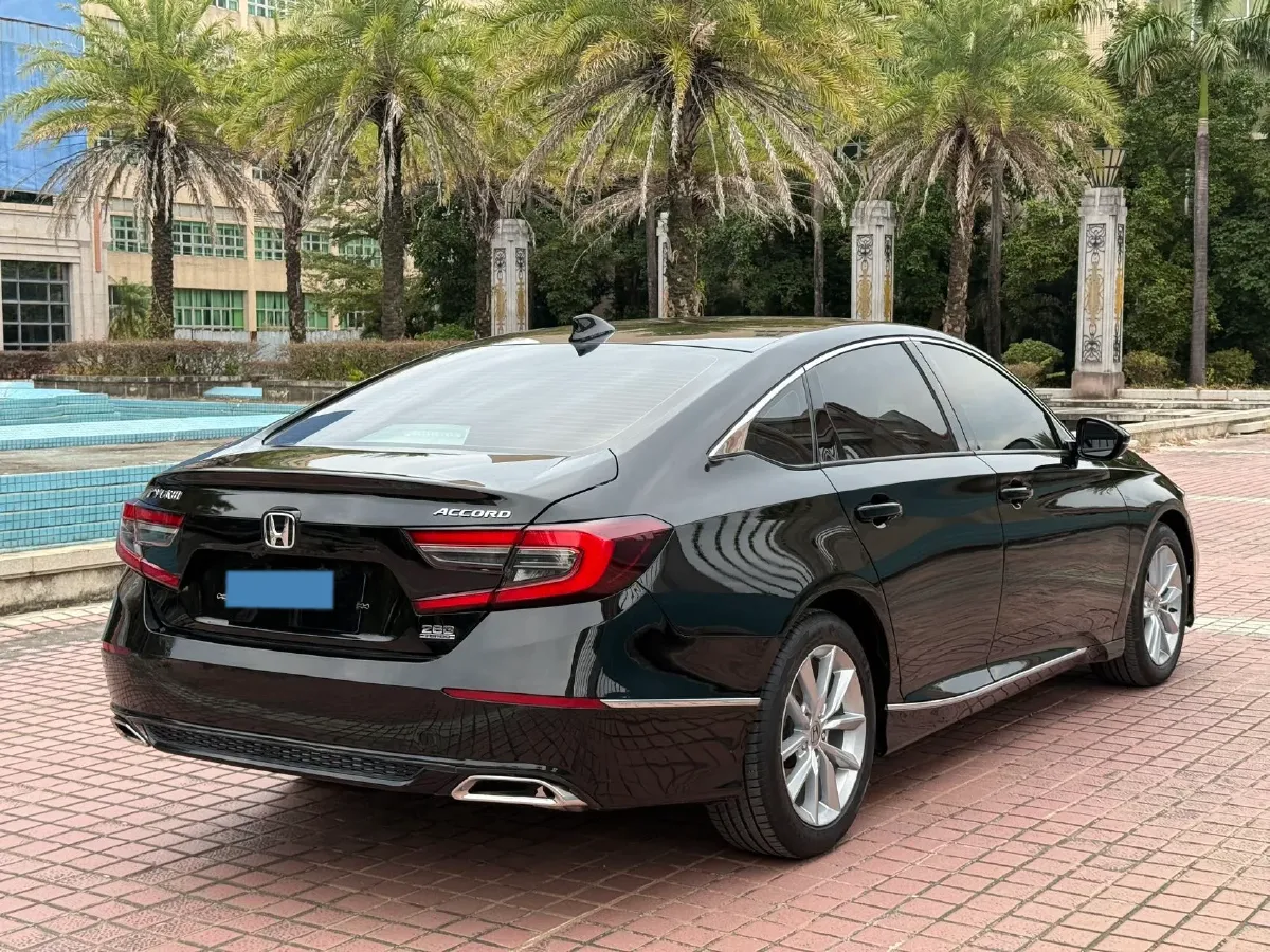 2022 Honda Accord 1.5T 194HP L4 CVT,autocango,china used car exporter,china ev exporter,chinese used car exporter,chinese used ev exporter