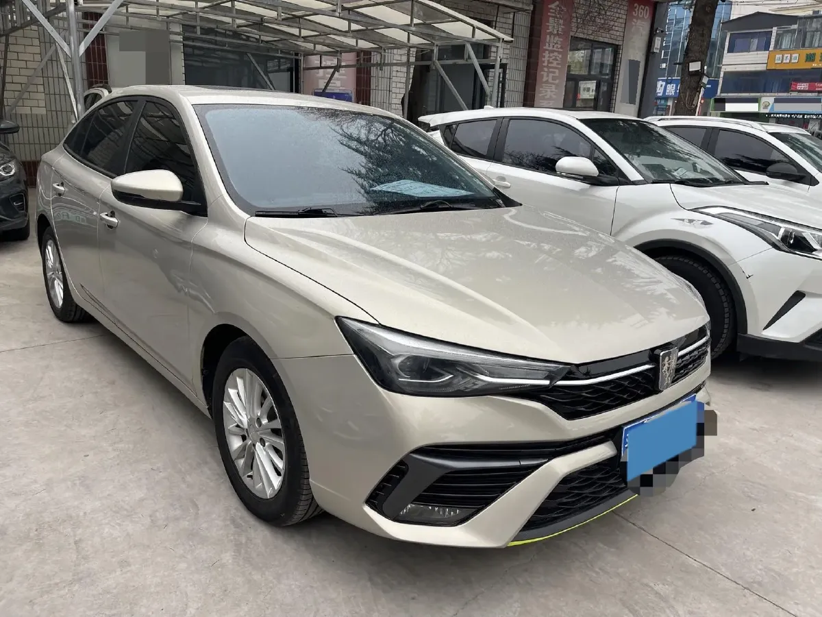 2020 Roewe i5 1.5L 120HP L4 CVT,autocango,china used car exporter,china ev exporter,chinese used car exporter,chinese used ev exporter