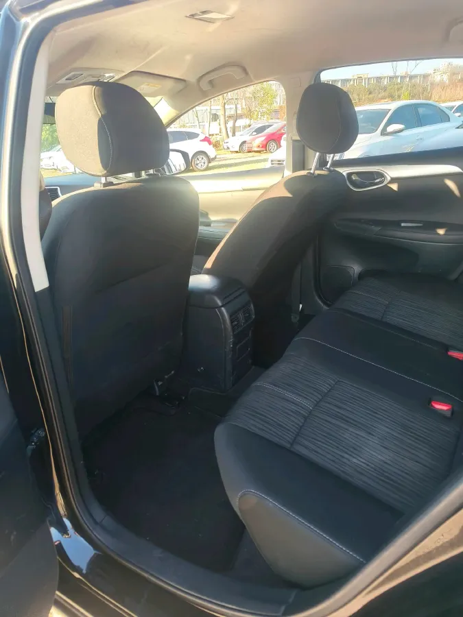 2021 Nissan Sylphy 1.6L 122HP L4 CVT,autocango,china used car exporter,china ev exporter,chinese used car exporter,chinese used ev exporter