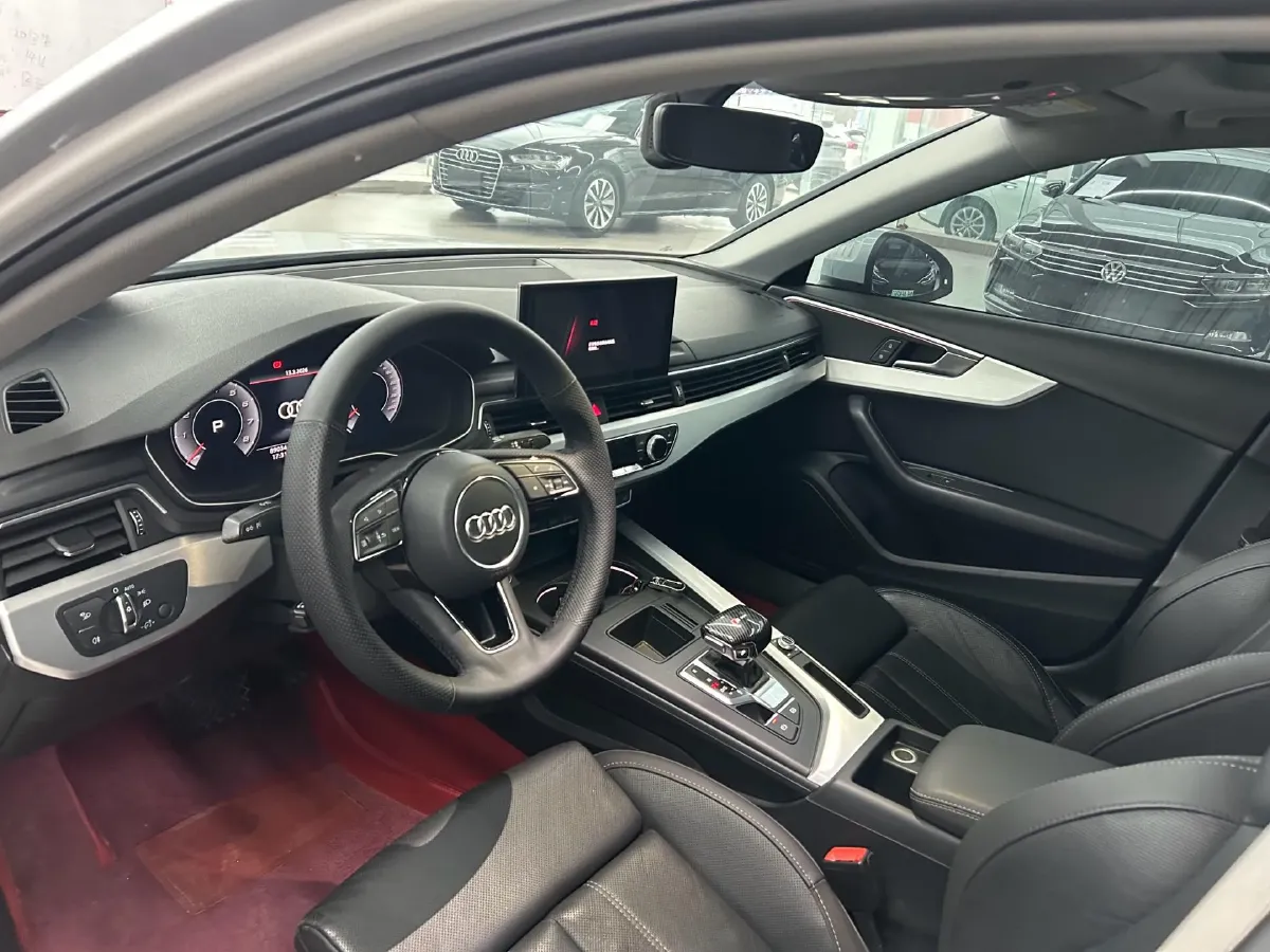 2020 Audi A4L 2.0T 190HP L4 7DCT,autocango,china used car exporter,china ev exporter,chinese used car exporter,chinese used ev exporter