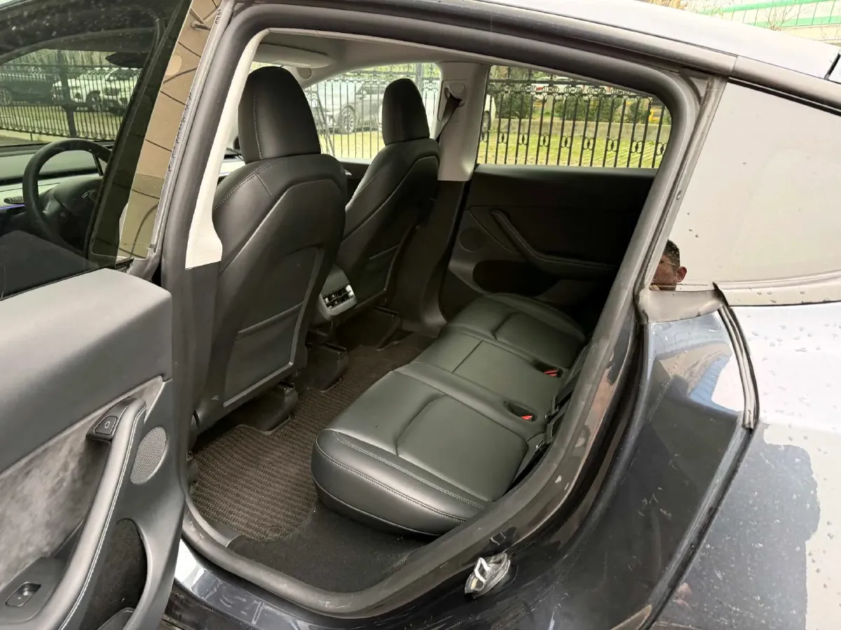 2024 Tesla Model Y BEV 78.4KWH,autocango,china used car exporter,china ev exporter,chinese used car exporter,chinese used ev exporter