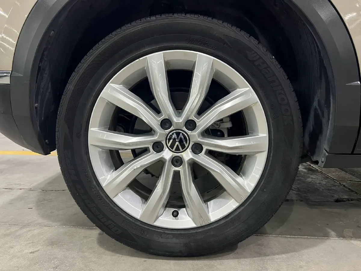 2022 Volkswagen T-Roc 1.4T 150HP L4 7DCT,autocango,china used car exporter,china ev exporter,chinese used car exporter,chinese used ev exporter