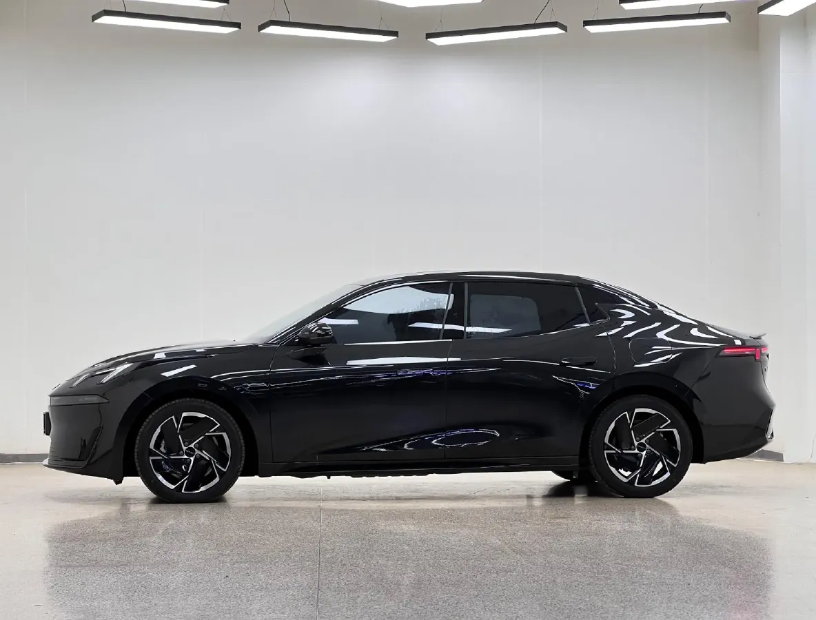 2024 LYNK&CO 07 EM-P 1.5T 163HP L4 3DHT PHEV 18.99KWH,autocango,china used car exporter,china ev exporter,chinese used car exporter,chinese used ev exporter