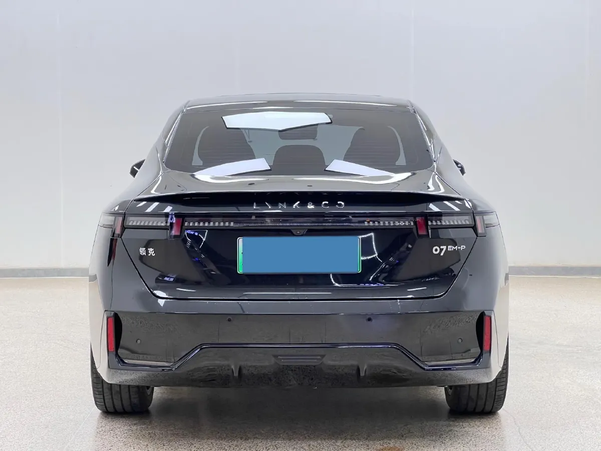 2024 LYNK&CO 07 EM-P 1.5T 163HP L4 3DHT PHEV 18.99KWH,autocango,china used car exporter,china ev exporter,chinese used car exporter,chinese used ev exporter