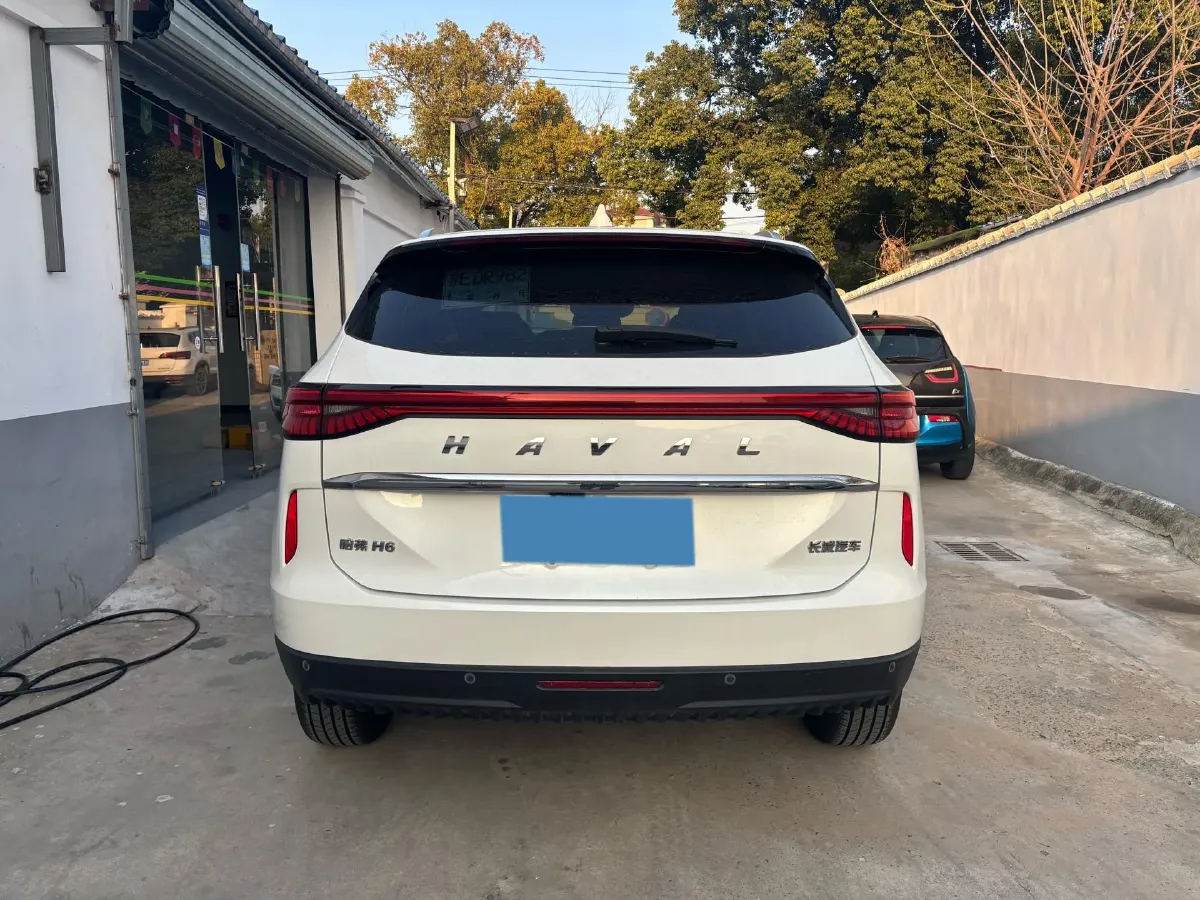 2021 Haval H6 1.5T 169HP L4 7DCT,autocango,china used car exporter,china ev exporter,chinese used car exporter,chinese used ev exporter