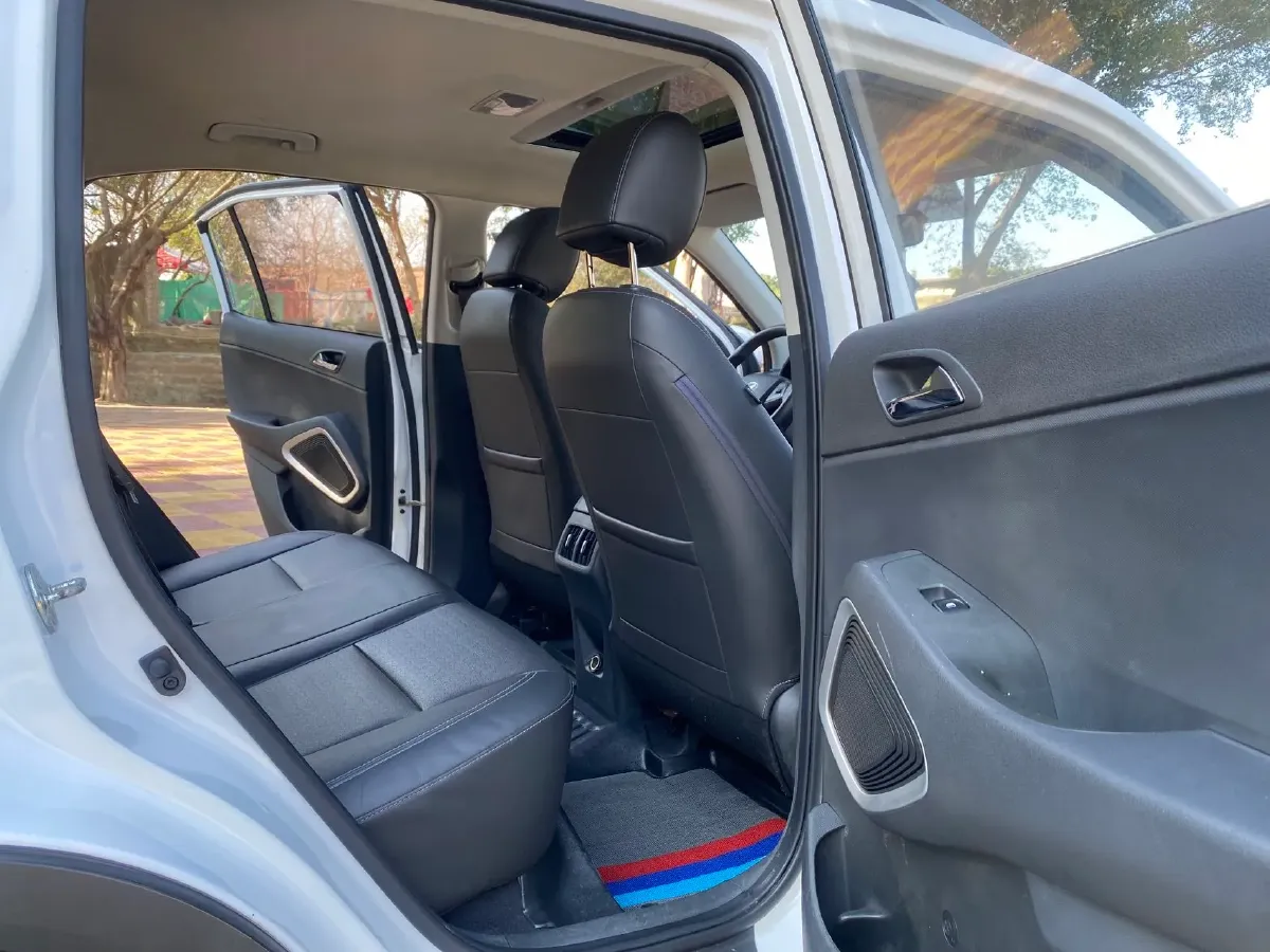 2019 Hyundai ix35 2.0L 160HP L4 6AT,autocango,china used car exporter,china ev exporter,chinese used car exporter,chinese used ev exporter