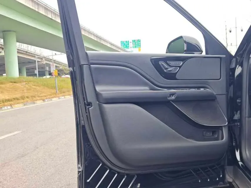 2022 Lincoln Aviator 3.0T 355HP V6 10AT,autocango,china used car exporter,china ev exporter,chinese used car exporter,chinese used ev exporter