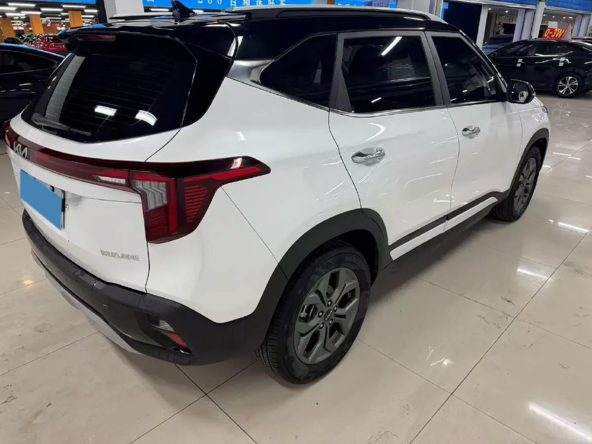 2023 Kia Seltos 1.5L 115HP L4 CVT,autocango,china used car exporter,china ev exporter,chinese used car exporter,chinese used ev exporter