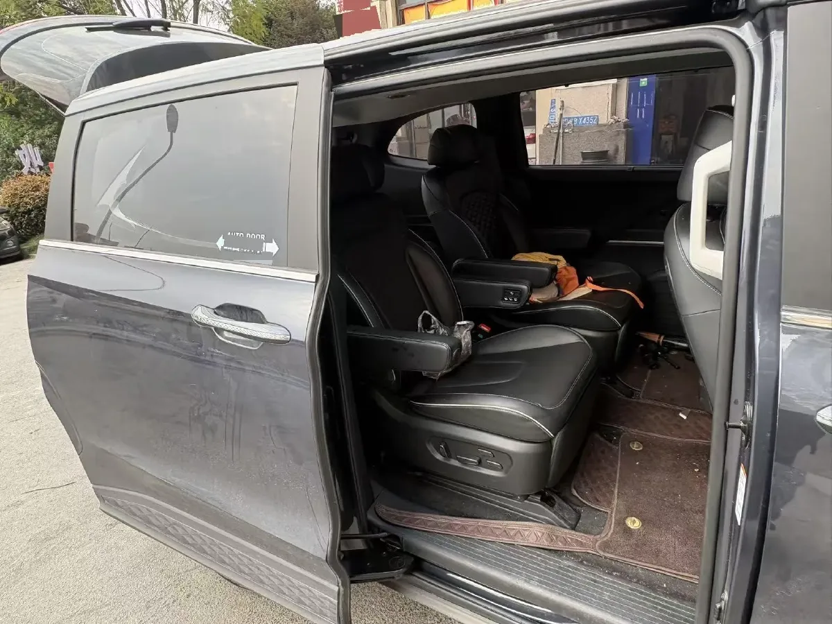 2021 Hyundai Custo 2.0T 236HP L4 8AT,autocango,china used car exporter,china ev exporter,chinese used car exporter,chinese used ev exporter