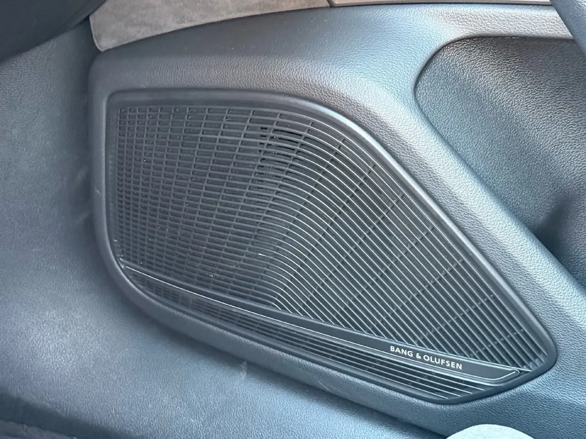 2020 Audi A4L 2.0T 252HP L4 7DCT,autocango,china used car exporter,china ev exporter,chinese used car exporter,chinese used ev exporter