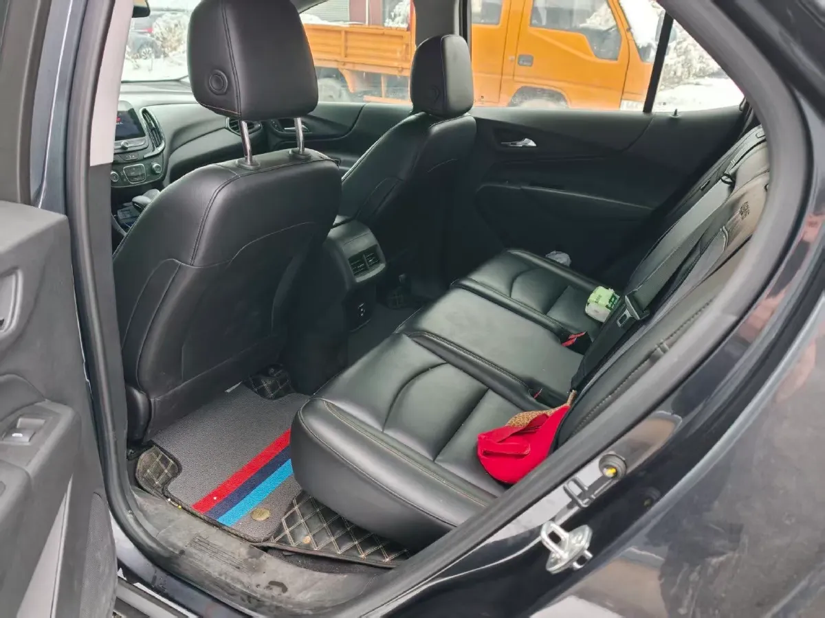 2021 Chevrolet Equinox 1.5T 169HP L4 6AT,autocango,china used car exporter,china ev exporter,chinese used car exporter,chinese used ev exporter