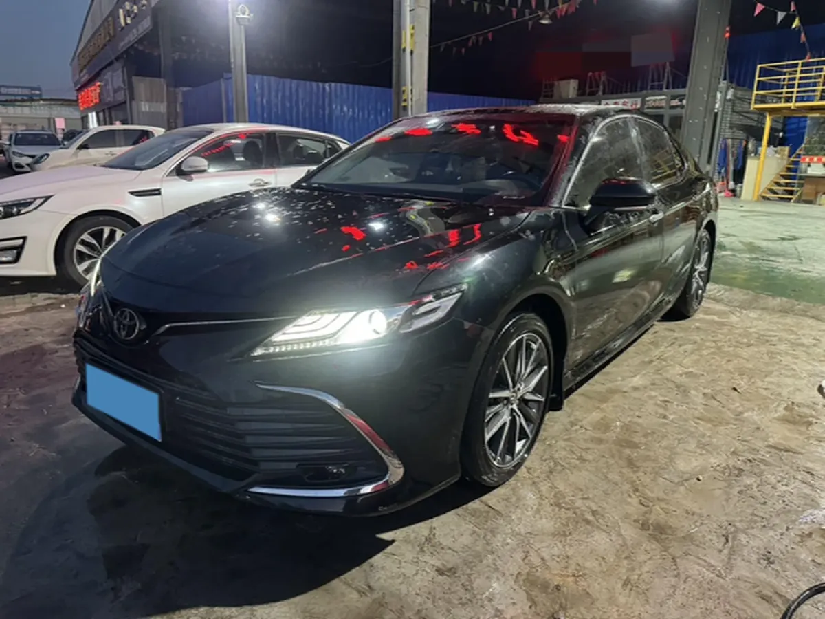 2021 Toyota Camry 2.5L 209HP L4 8AT,autocango,china used car exporter,china ev exporter,chinese used car exporter,chinese used ev exporter