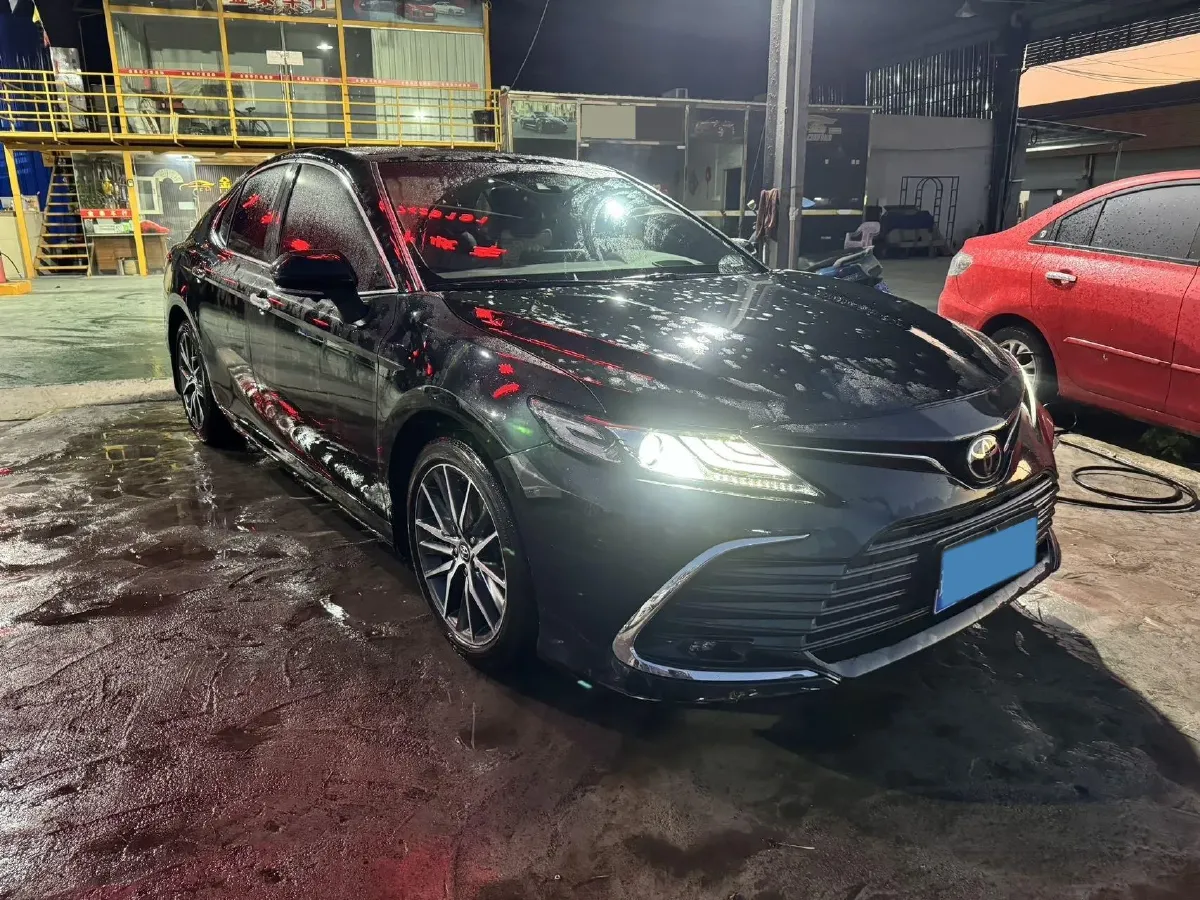 2021 Toyota Camry 2.5L 209HP L4 8AT,autocango,china used car exporter,china ev exporter,chinese used car exporter,chinese used ev exporter