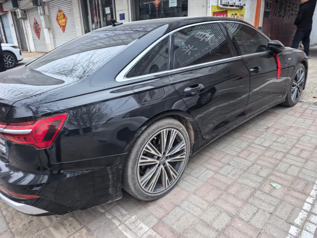 2019 Mercedes-Benz GLC Class 2.0T 245HP L4 9AT,autocango,china used car exporter,china ev exporter,chinese used car exporter,chinese used ev exporter