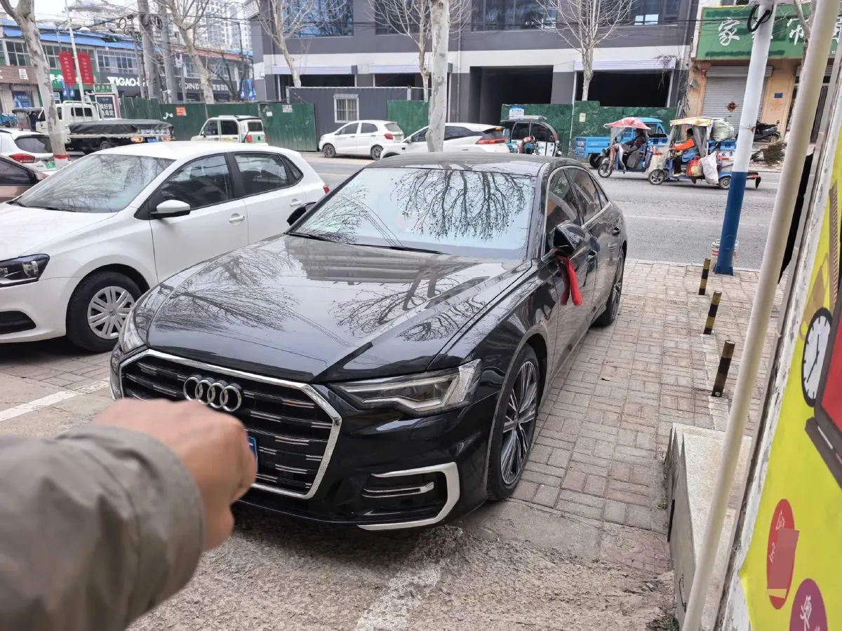 2019 Mercedes-Benz GLC Class 2.0T 245HP L4 9AT,autocango,china used car exporter,china ev exporter,chinese used car exporter,chinese used ev exporter