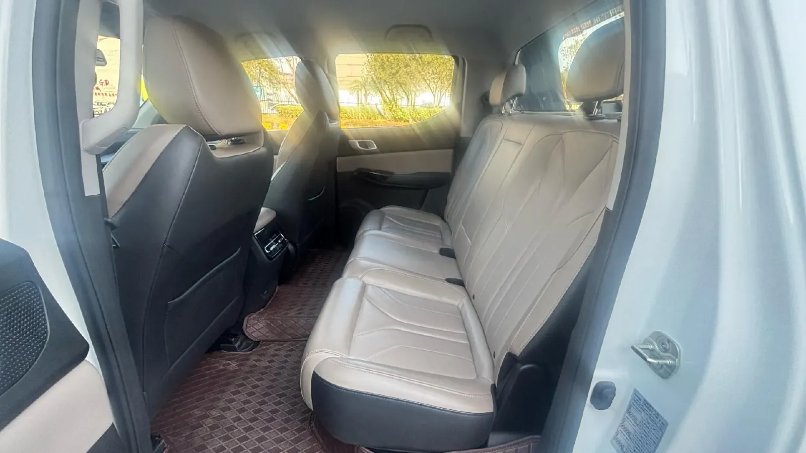 2024 ChangAn LanTuoZhe 2.0T 233HP L4 8AT,autocango,china used car exporter,china ev exporter,chinese used car exporter,chinese used ev exporter