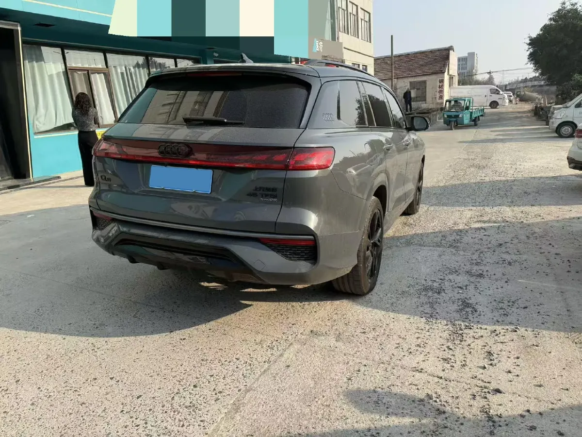2024 Audi Q6 2.0T 265HP L4 7DCT,autocango,china used car exporter,china ev exporter,chinese used car exporter,chinese used ev exporter