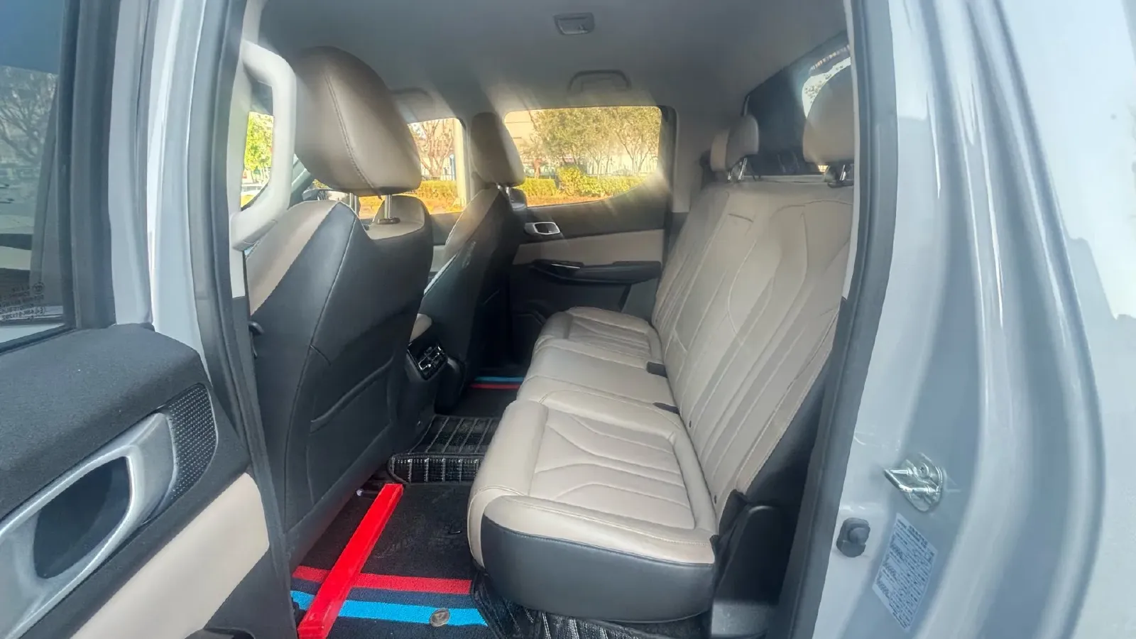 2024 ChangAn Hunter 2.0T 190HP L4 REEV 31.18KWH,autocango,china used car exporter,china ev exporter,chinese used car exporter,chinese used ev exporter