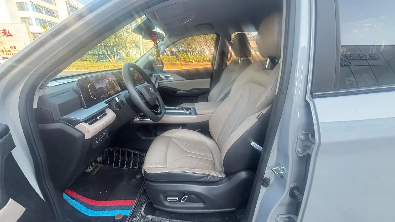 2024 ChangAn Hunter 2.0T 190HP L4 REEV 31.18KWH,autocango,china used car exporter,china ev exporter,chinese used car exporter,chinese used ev exporter