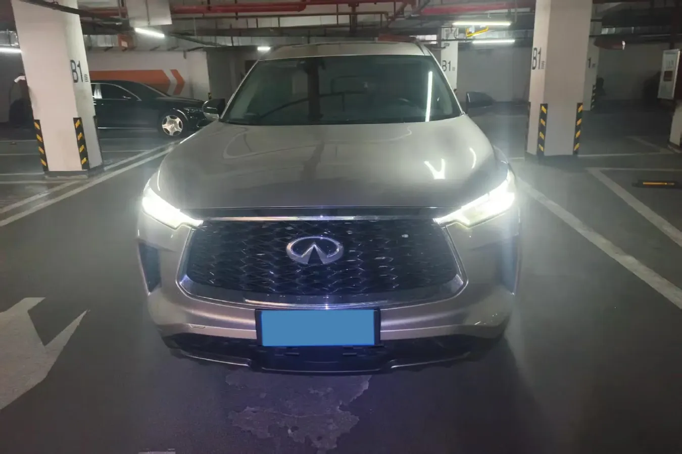 2024 Infiniti QX60 2.0T 252HP L4 9AT,autocango,china used car exporter,china ev exporter,chinese used car exporter,chinese used ev exporter