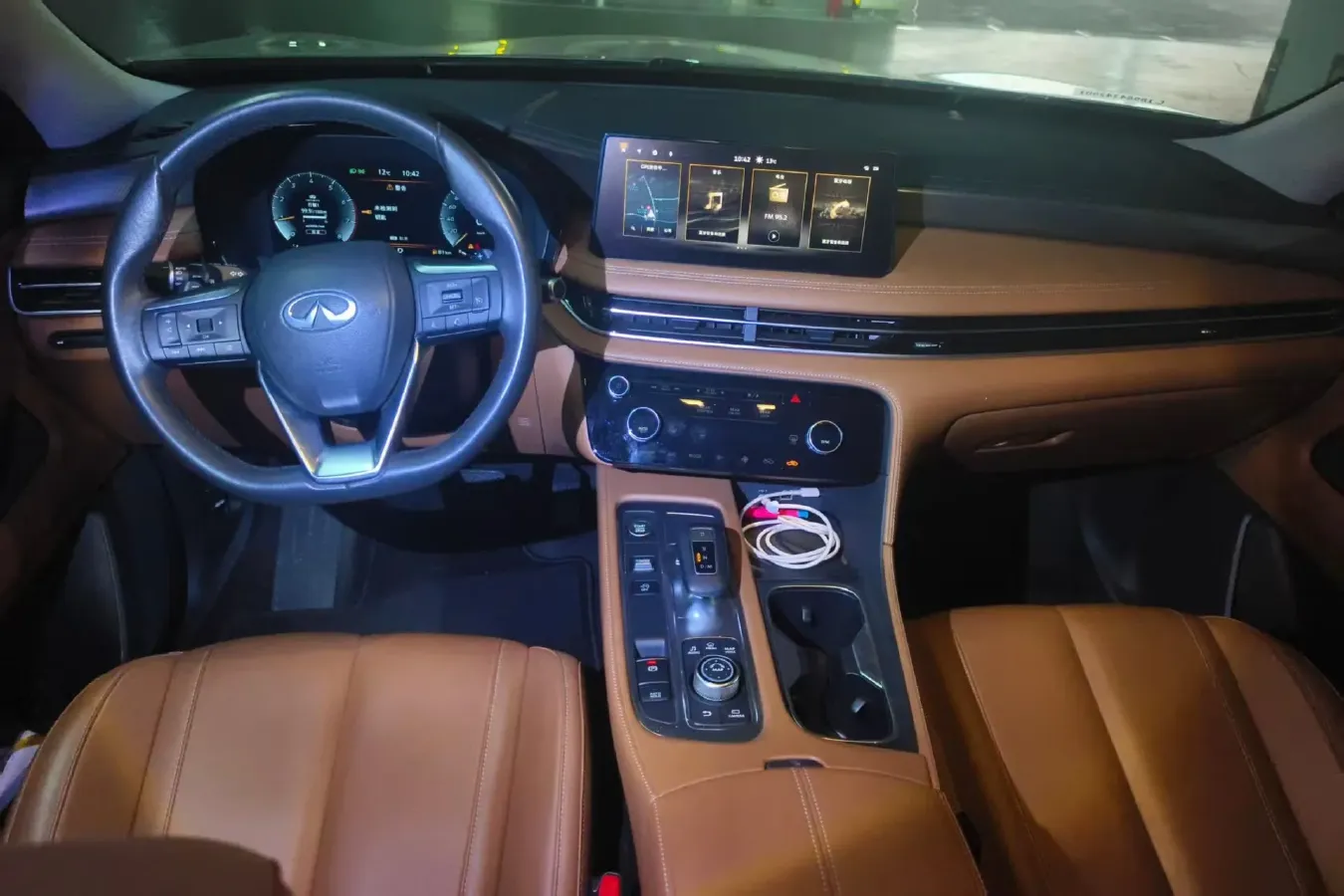 2024 Infiniti QX60 2.0T 252HP L4 9AT,autocango,china used car exporter,china ev exporter,chinese used car exporter,chinese used ev exporter