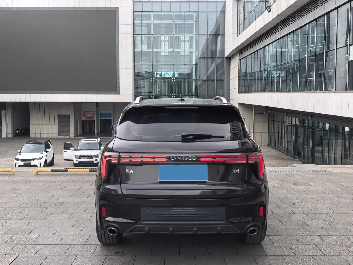 2023 MAXUS Interstellar 2.0T 261HP L4 8AT,autocango,china used car exporter,china ev exporter,chinese used car exporter,chinese used ev exporter