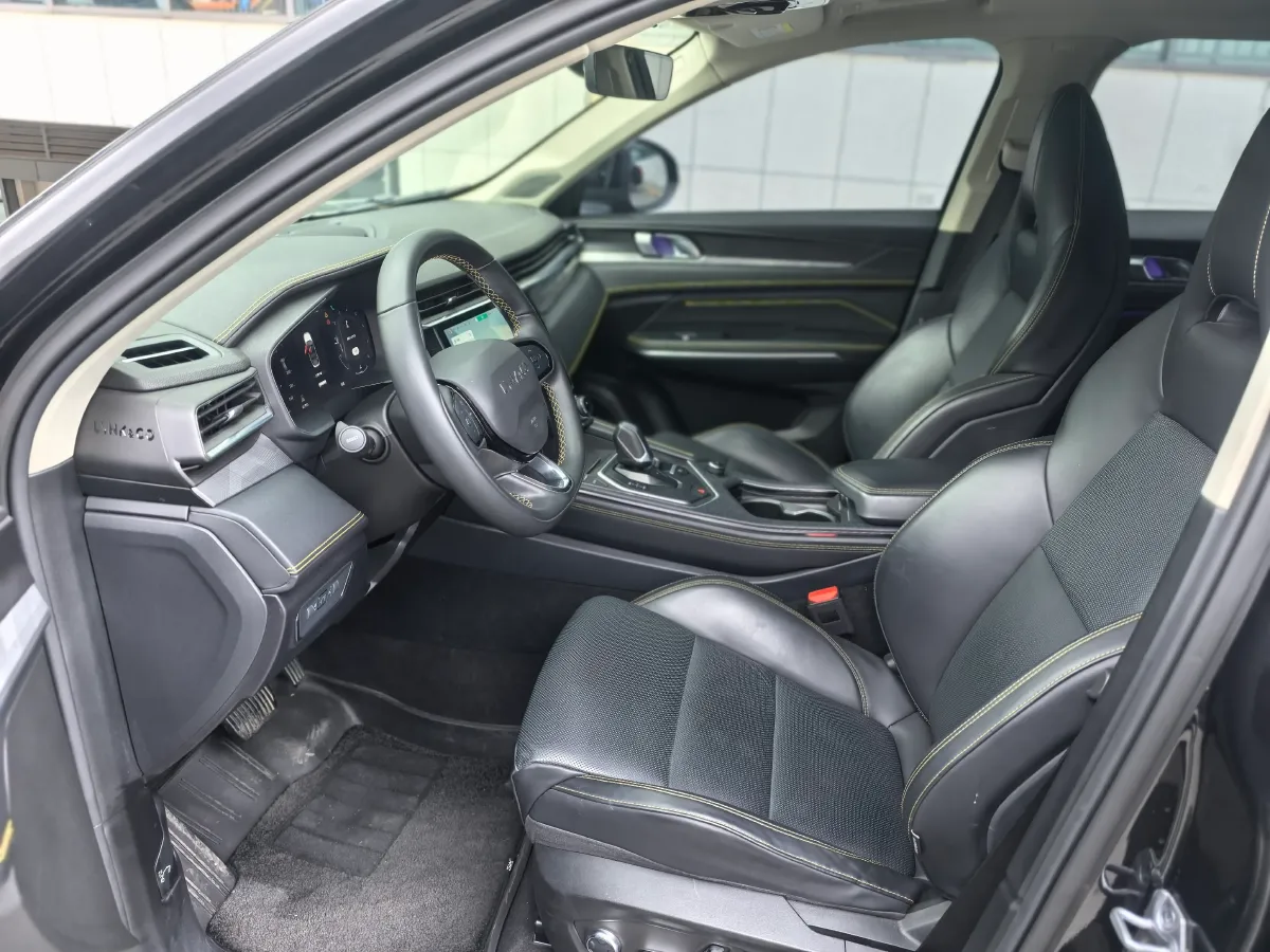 2023 MAXUS Interstellar 2.0T 261HP L4 8AT,autocango,china used car exporter,china ev exporter,chinese used car exporter,chinese used ev exporter