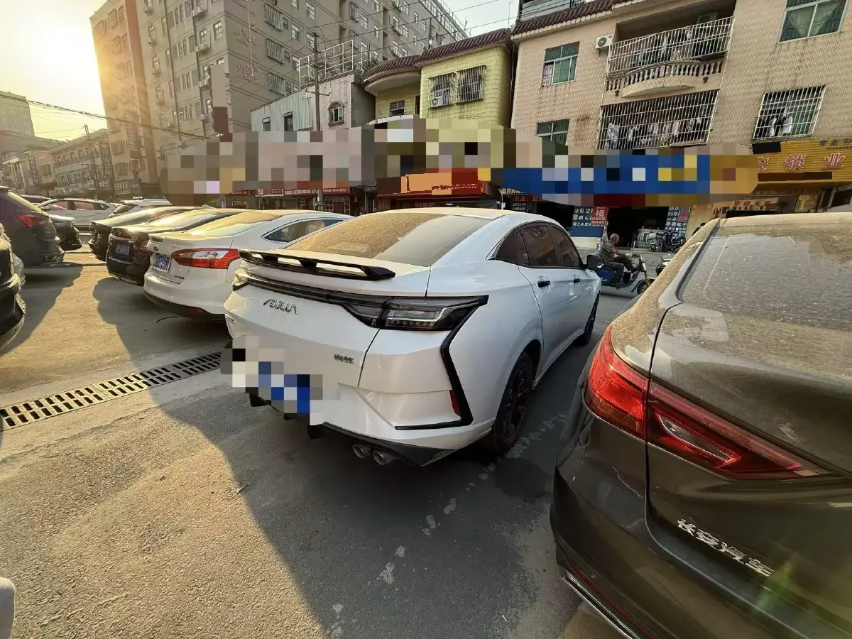 2023 DongFeng Aeolus YiXuan 1.5L 125HP L4 6DCT,autocango,china used car exporter,china ev exporter,chinese used car exporter,chinese used ev exporter