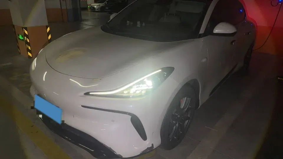 2023 IM LS6 BEV 71KWH,autocango,china used car exporter,china ev exporter,chinese used car exporter,chinese used ev exporter