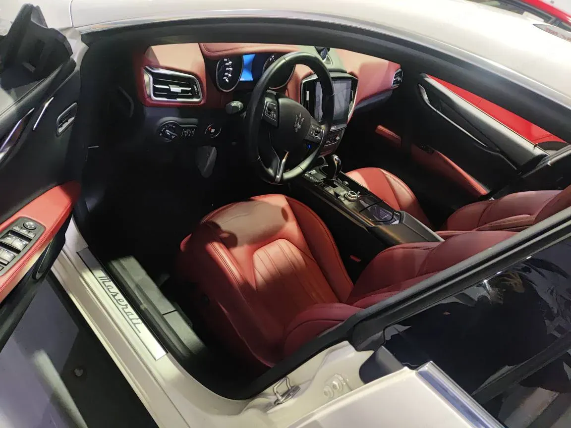 2018 Maserati Ghibli 3.0T 350HP V6 8AT,autocango,china used car exporter,china ev exporter,chinese used car exporter,chinese used ev exporter
