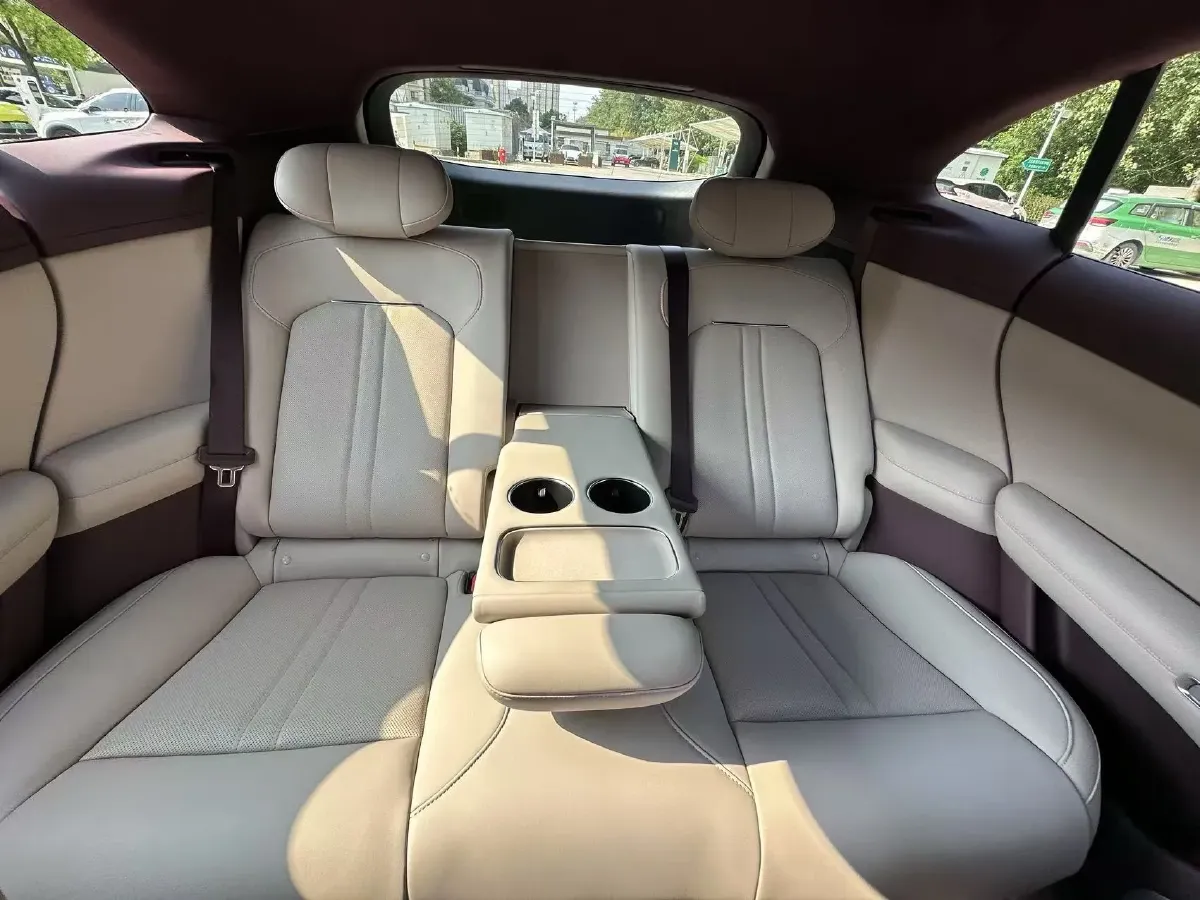 2025 MI YU7 BEV 101.7KWH,autocango,china used car exporter,china ev exporter,chinese used car exporter,chinese used ev exporter