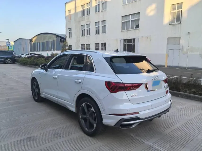 2021 Audi Q3 1.4T 150HP L4 7DCT,autocango,china used car exporter,china ev exporter,chinese used car exporter,chinese used ev exporter