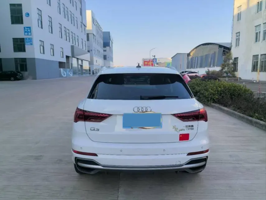 2021 Audi Q3 1.4T 150HP L4 7DCT,autocango,china used car exporter,china ev exporter,chinese used car exporter,chinese used ev exporter