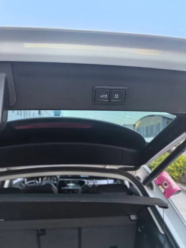 2021 Audi Q3 1.4T 150HP L4 7DCT,autocango,china used car exporter,china ev exporter,chinese used car exporter,chinese used ev exporter