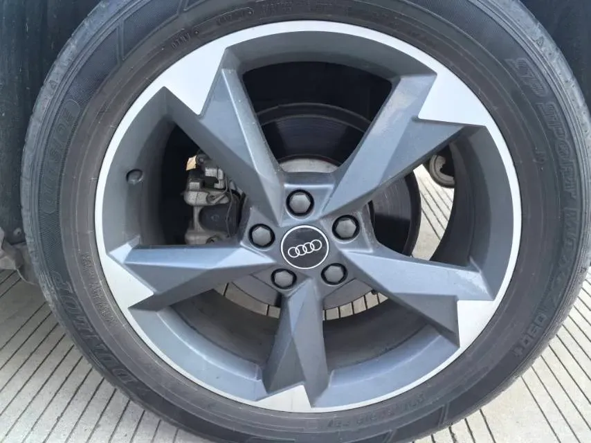 2021 Audi Q3 1.4T 150HP L4 7DCT,autocango,china used car exporter,china ev exporter,chinese used car exporter,chinese used ev exporter