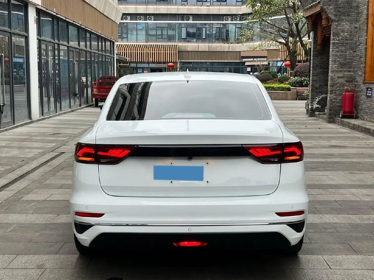 2022 Geely Emgrand 1.5L 114HP L4 CVT,autocango,china used car exporter,china ev exporter,chinese used car exporter,chinese used ev exporter
