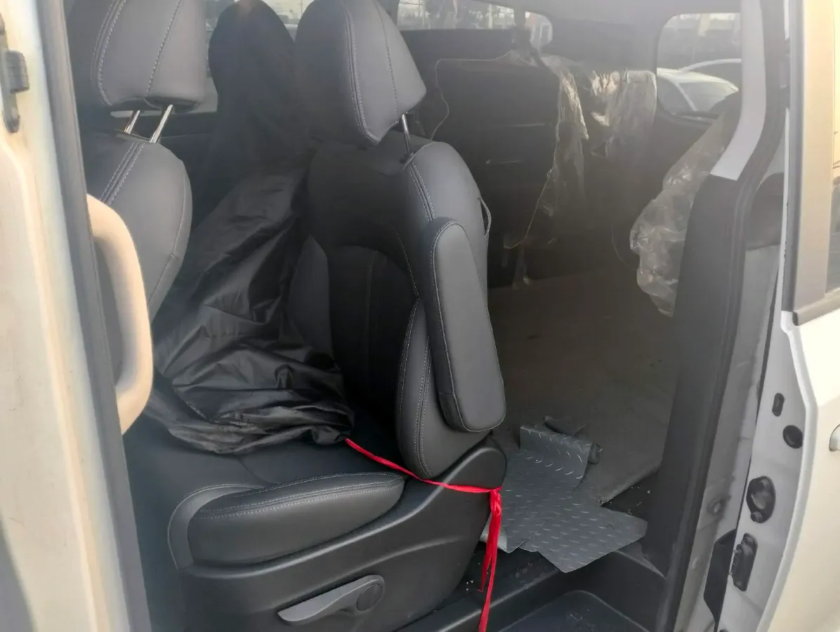 2022 MAXUS G10 2.0T 224HP L4 8AT,autocango,china used car exporter,china ev exporter,chinese used car exporter,chinese used ev exporter