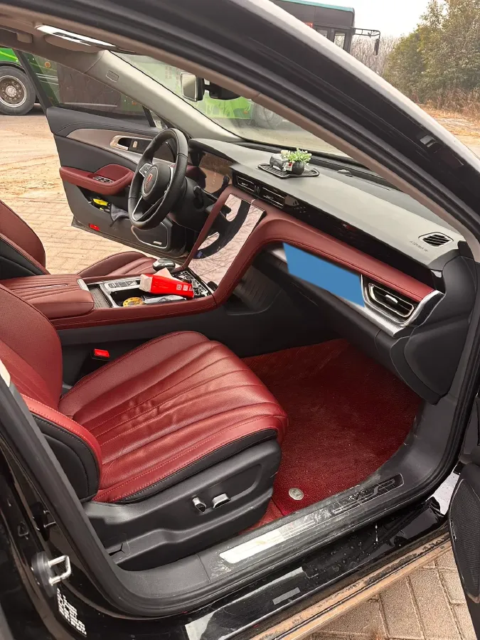 2023 HongQi H5 2.0T 224HP L4 8AT,autocango,china used car exporter,china ev exporter,chinese used car exporter,chinese used ev exporter