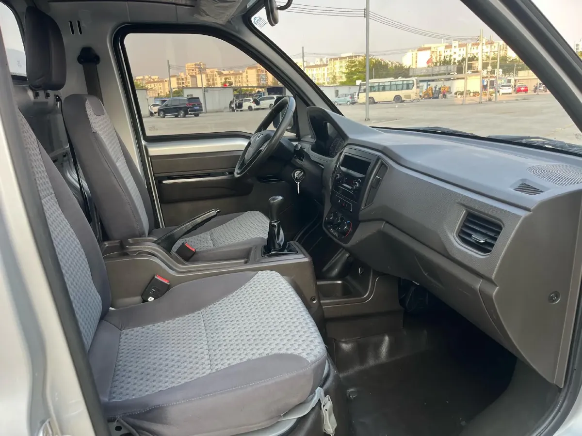 2019 WuLing RongGuang New Truck 1.5L 107HP L4 5MT,autocango,china used car exporter,china ev exporter,chinese used car exporter,chinese used ev exporter