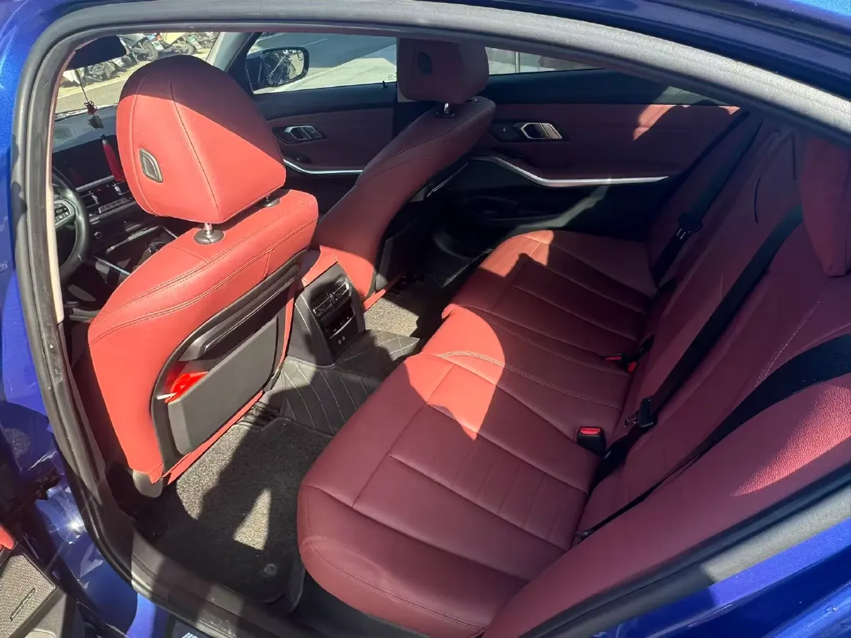 2021 BMW 3 Series 2.0T 258HP L4 8AT,autocango,china used car exporter,china ev exporter,chinese used car exporter,chinese used ev exporter