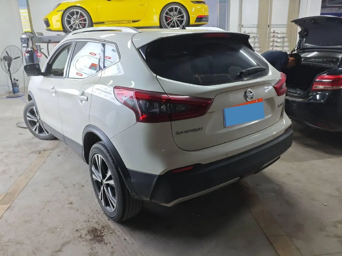 2022 Nissan Qashqai 2.0L 151HP L4 CVT,autocango,china used car exporter,china ev exporter,chinese used car exporter,chinese used ev exporter