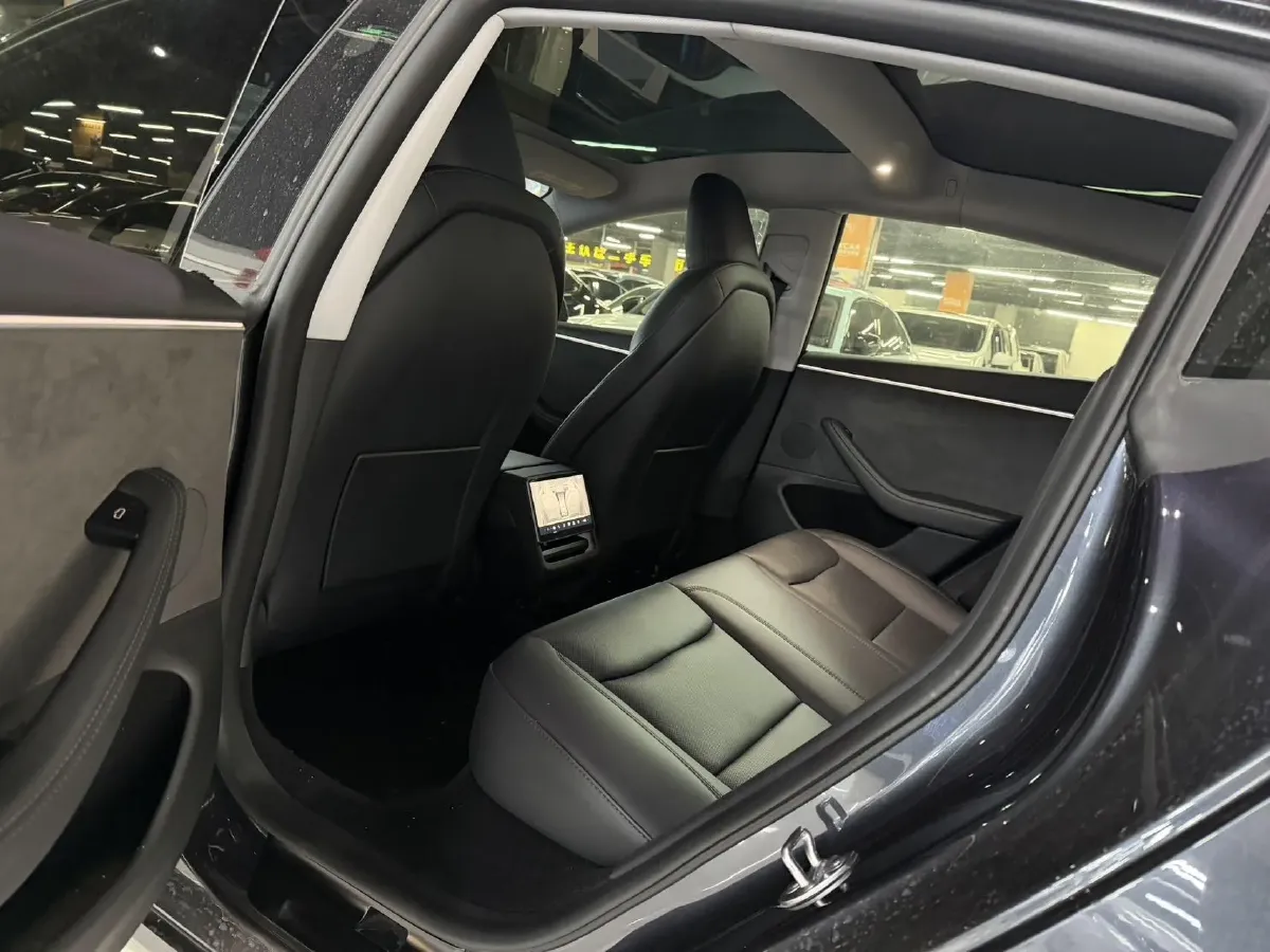 2022 ChangAn UNI-V 1.5T 188HP L4 7DCT,autocango,china used car exporter,china ev exporter,chinese used car exporter,chinese used ev exporter